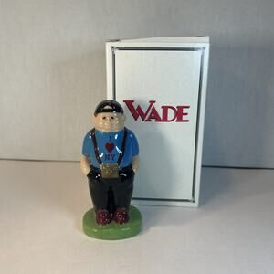 Wade Ceramics I Love NY Figurine Buffalo Fair Special 1998 Made in England
